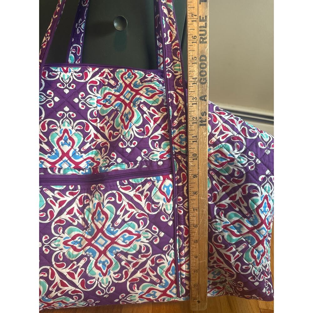 Vera Bradley Large Quilted Iconic Large Travel Duffel-Signature Lilas Parsely - Picture 9 of 9